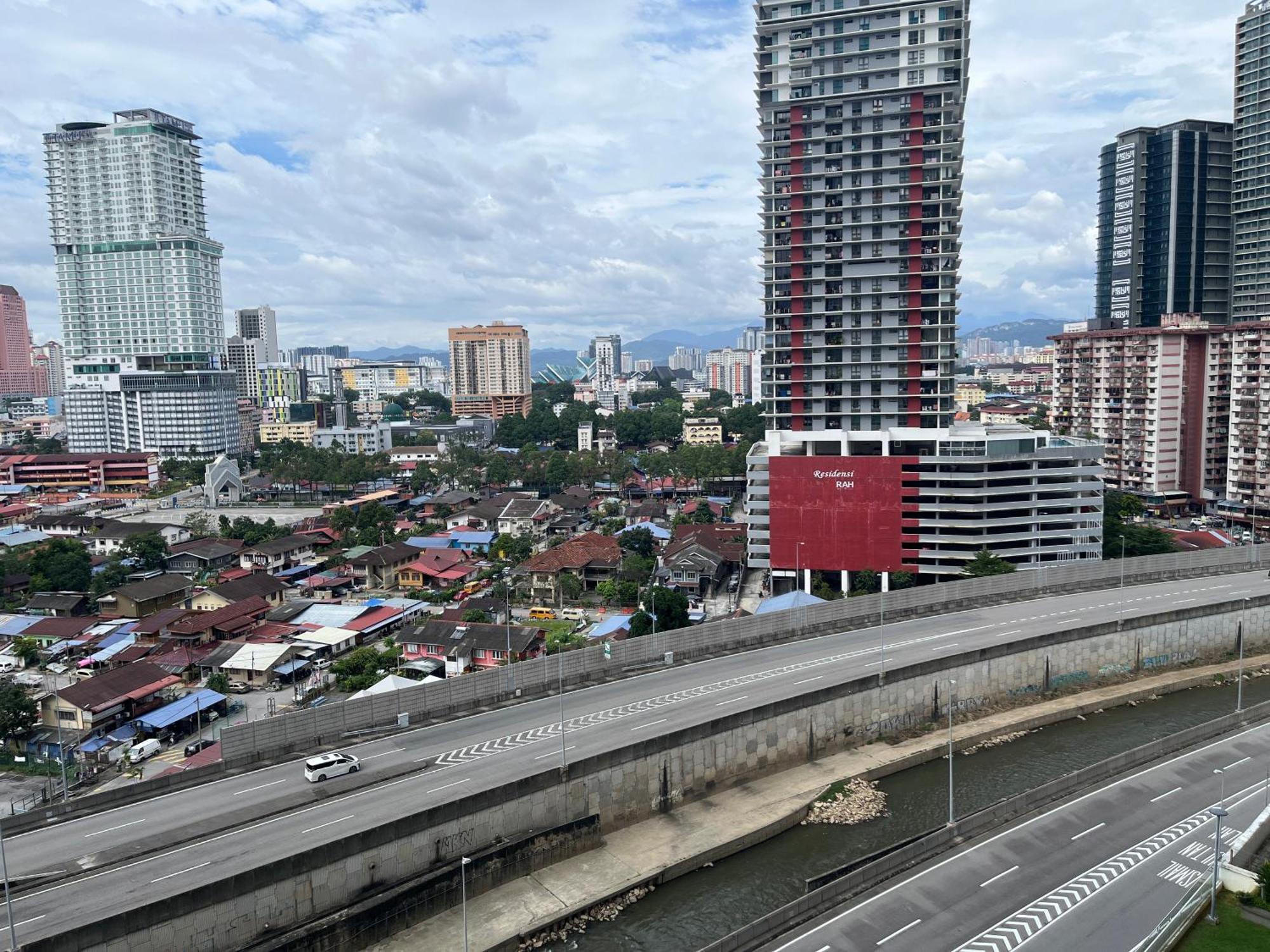 Kuala Lumpur Cherry Suites At Mercu Summer Suites Klcc מראה חיצוני תמונה